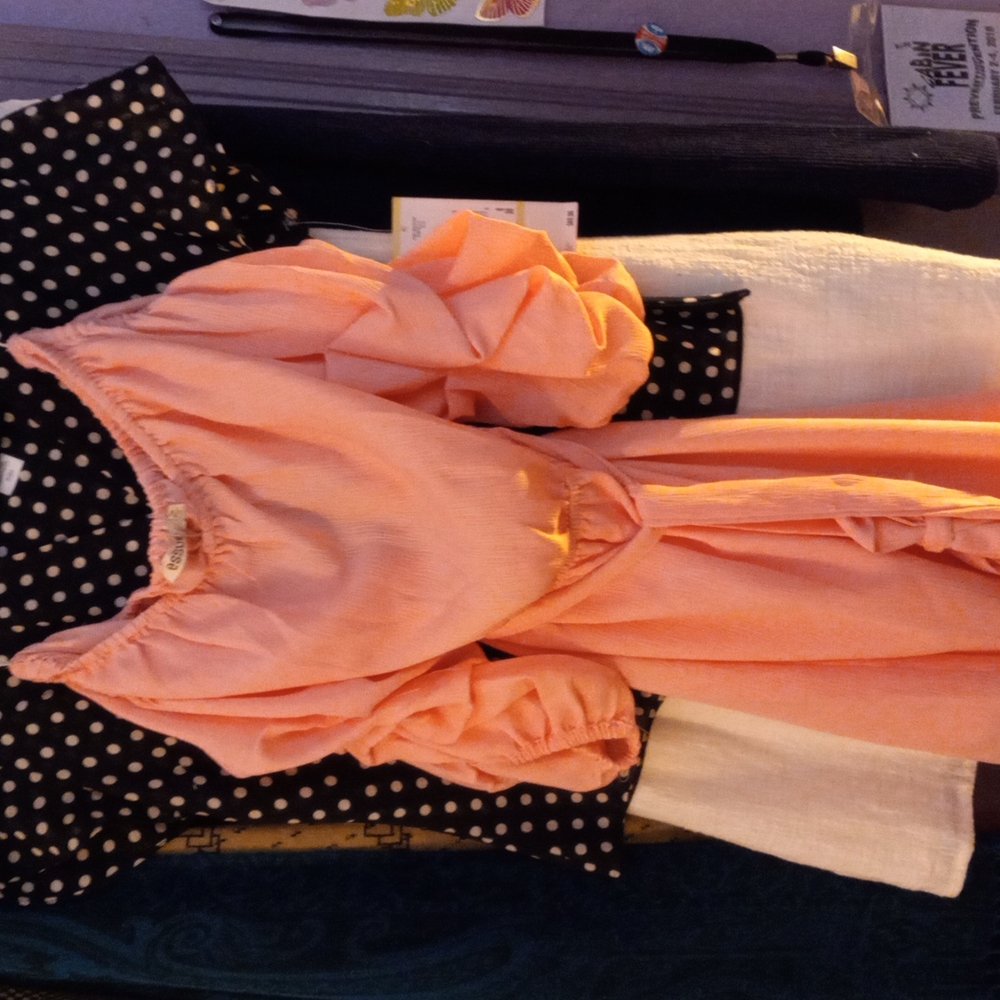 Essue light pink lightweight gorgeous off-shoulder dress